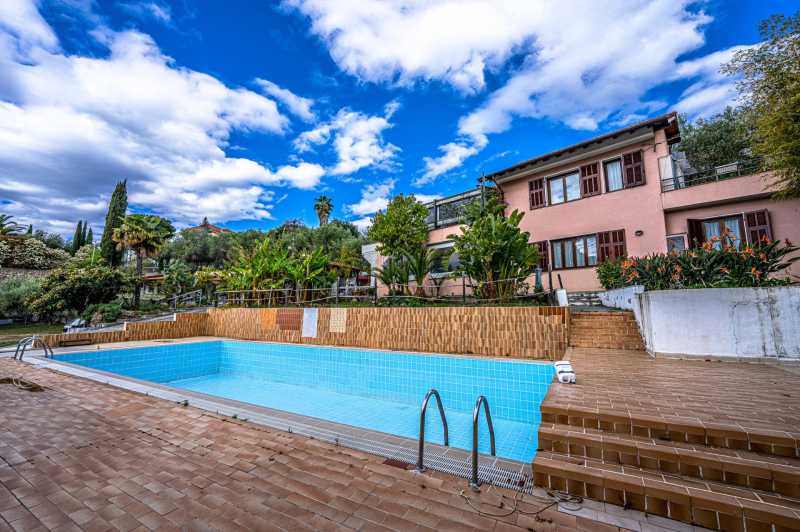 Casa in vendita a Seborga.